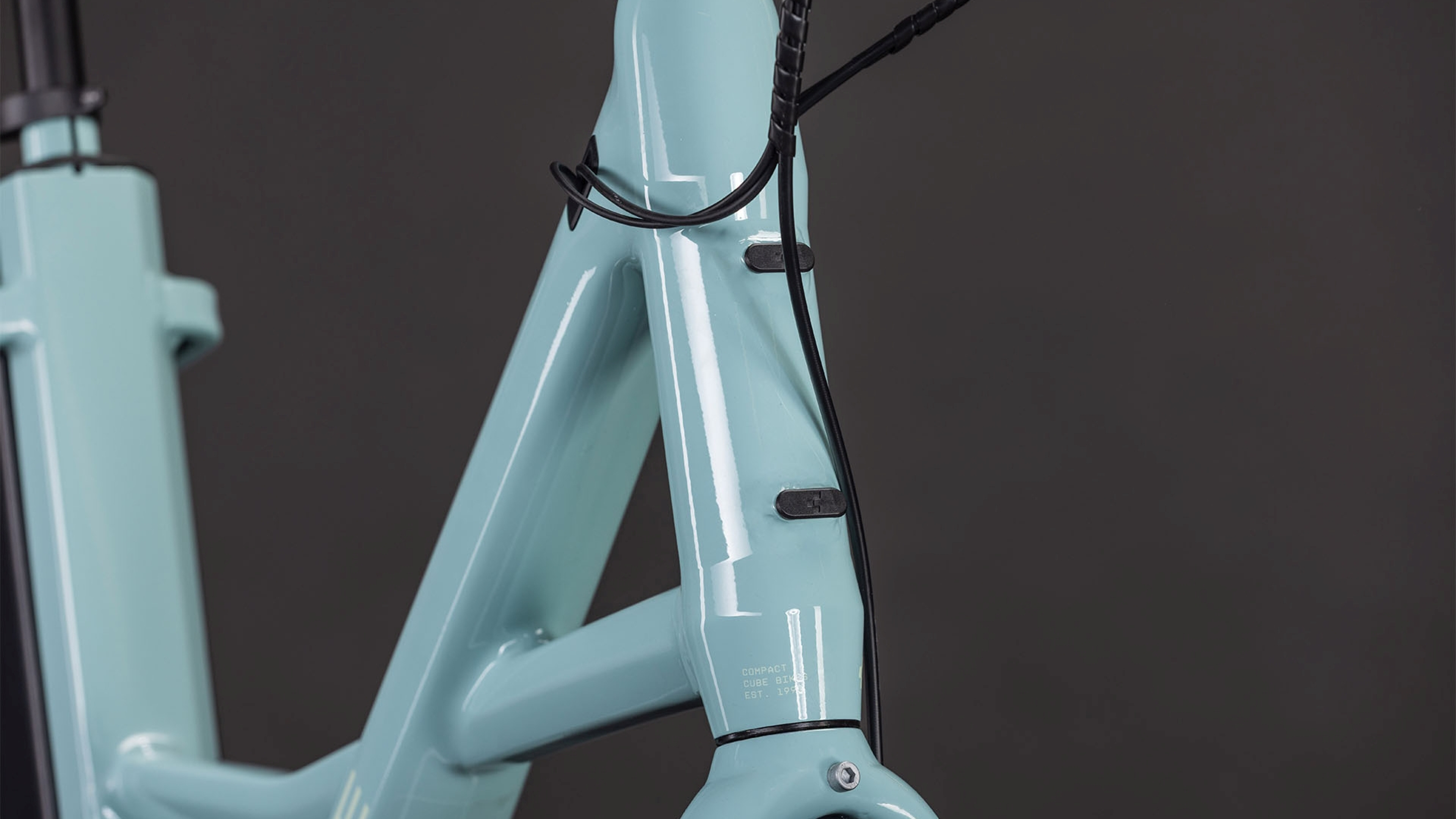 Cube Compact Hybrid Comfort 545 bleu ciel´n´bleu (2026)