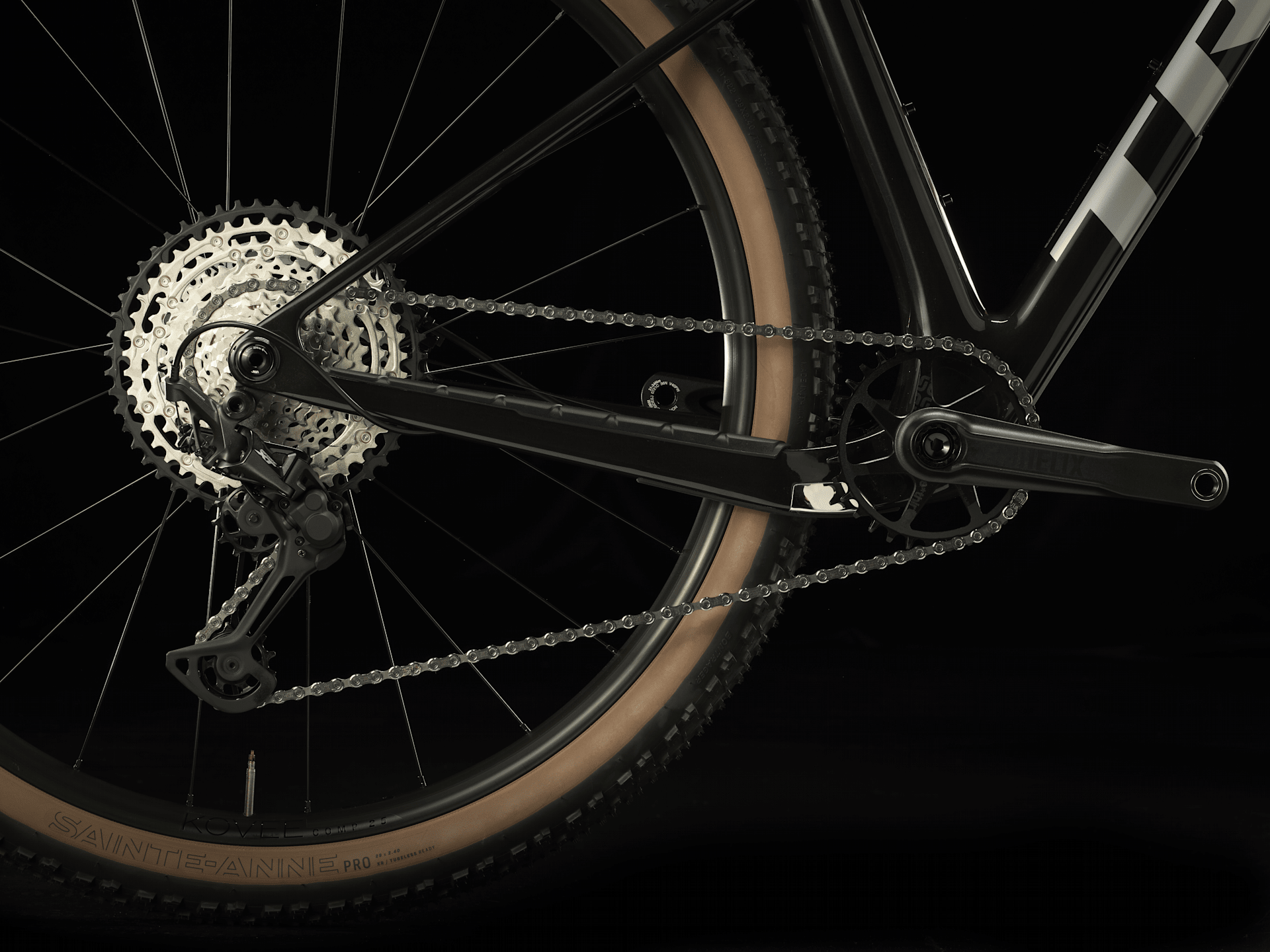 VTT PROCALIBER 9.6 3e gén. - Dark Web - TREK