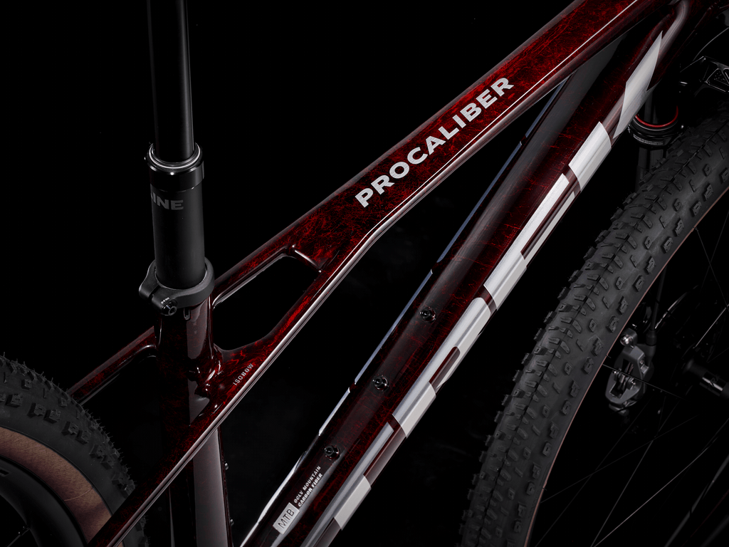 VTT PROCALIBER 9.7 3e gén. - Carbon Red Smoke - TREK