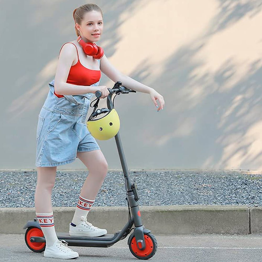 Trottinette Électrique Enfant Ninebot Zing C20 - Durable et Confortable