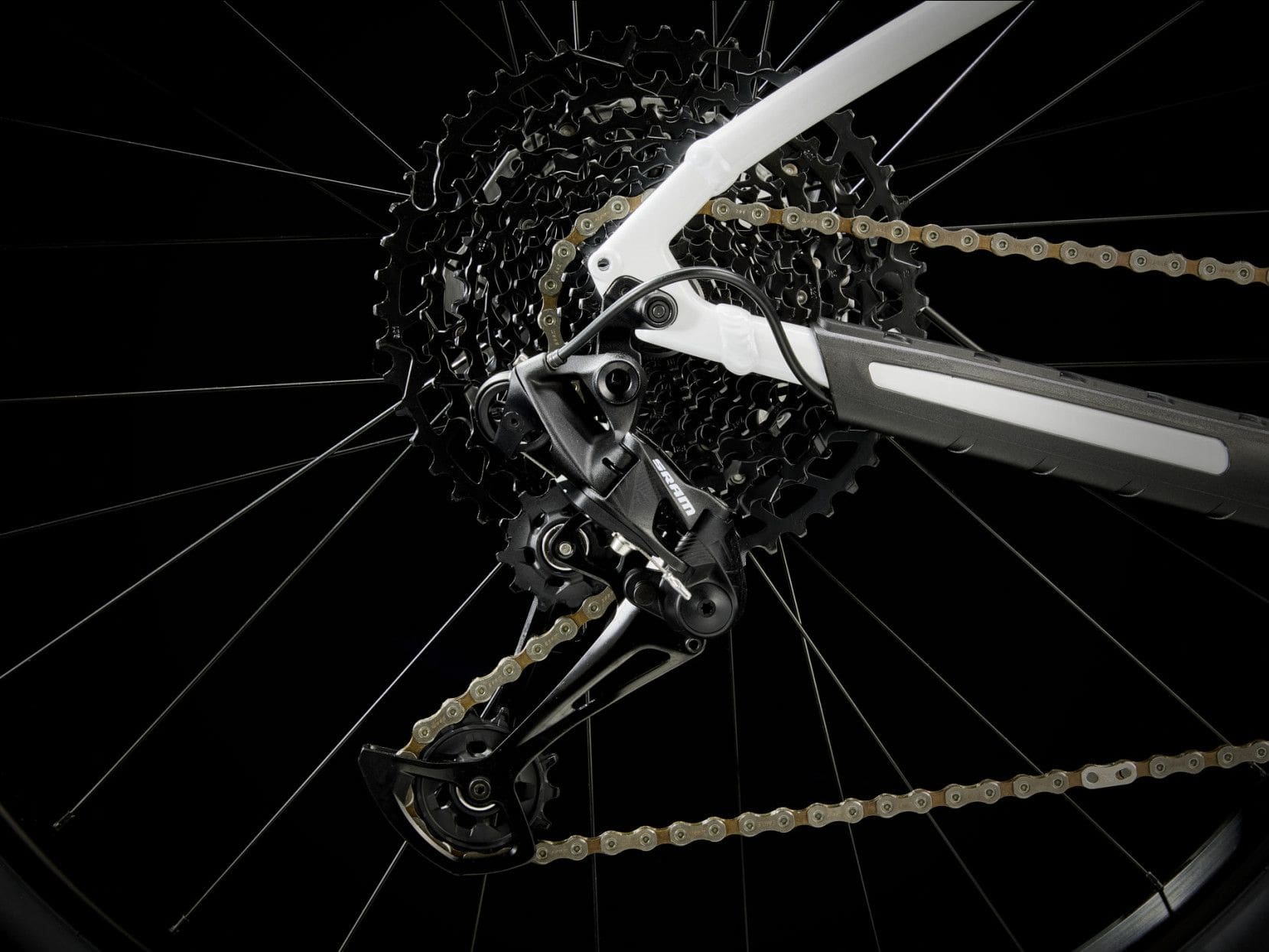 VTT Semi-Rigide Trek Marlin 7 Sram SX