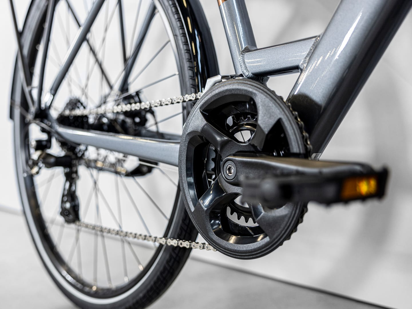 Verve 1 Equipped Lowstep Galactic Grey  - TREK