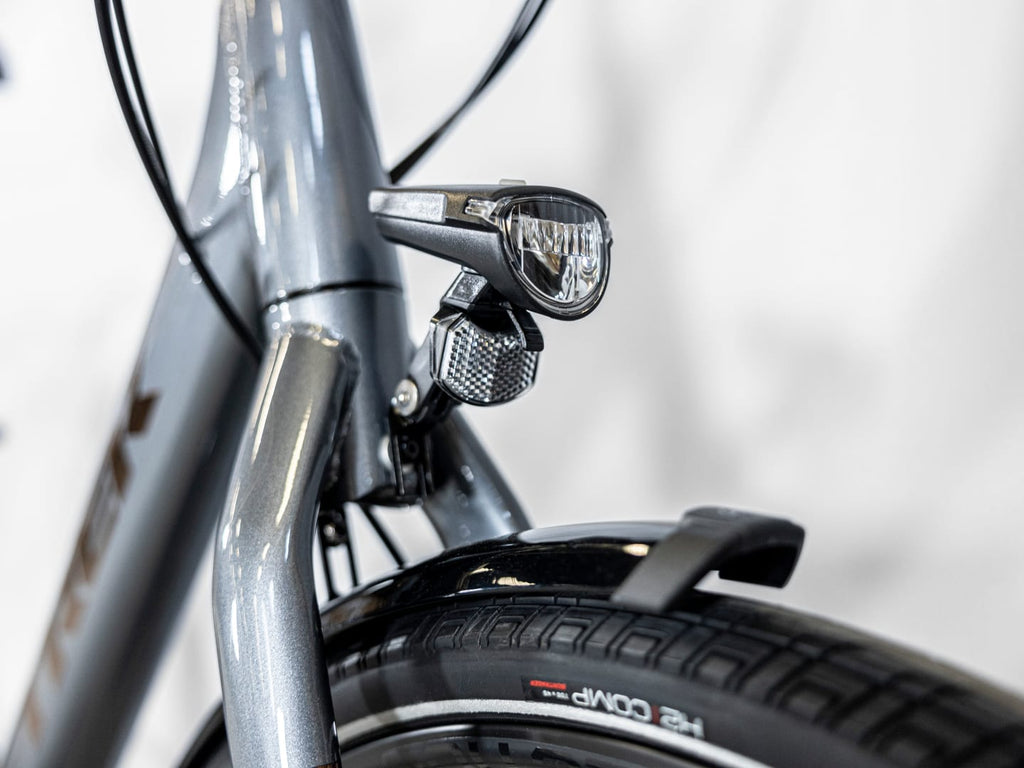 Verve 1 Equipped Lowstep Galactic Grey  - TREK