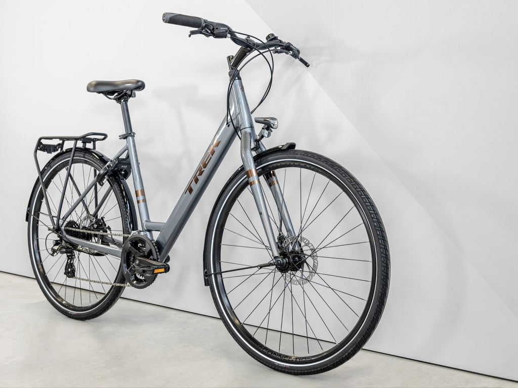 Verve 1 Equipped Lowstep Galactic Grey  - TREK