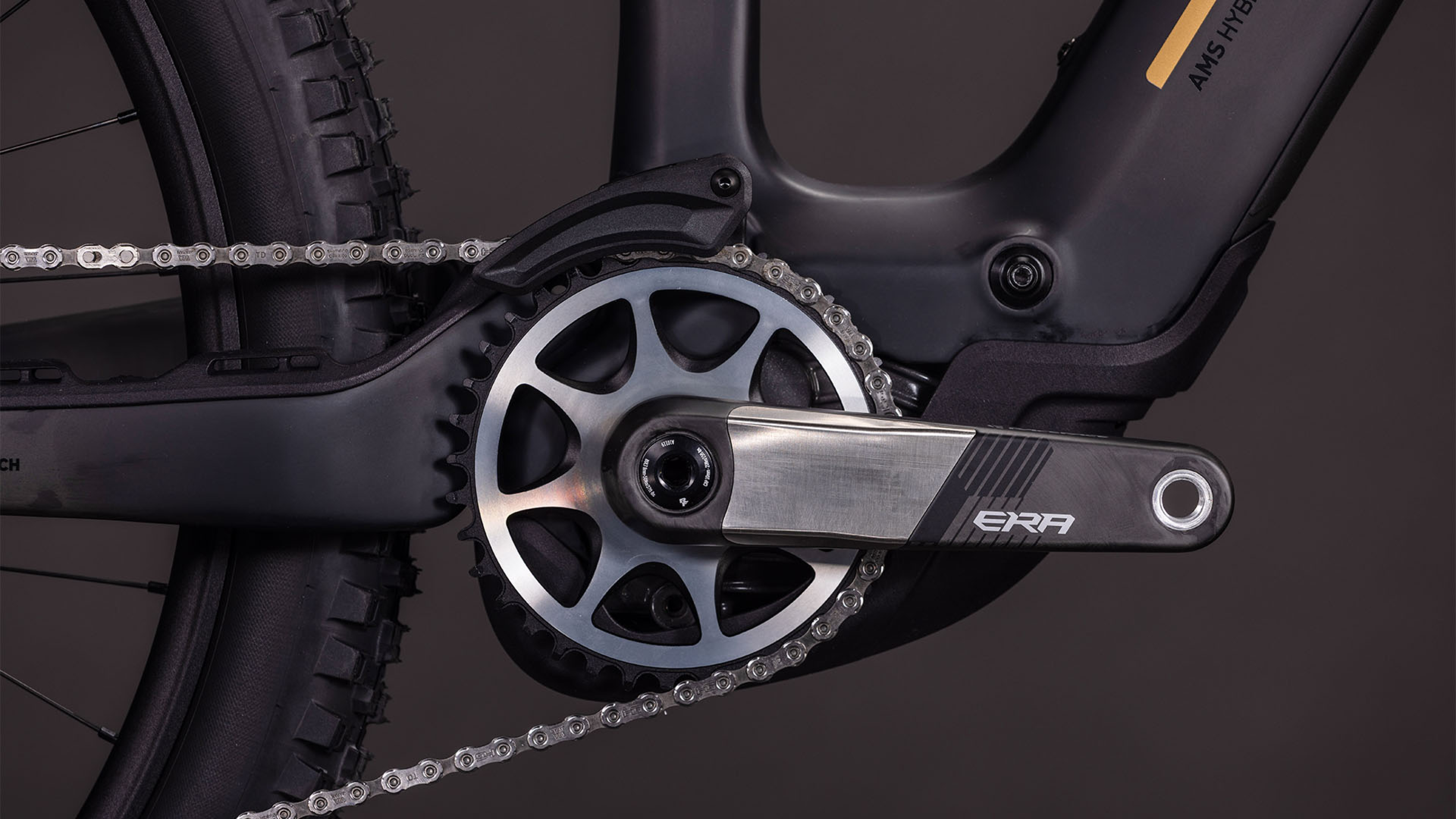 Cube AMS Hybrid ONE77 C:62 AT 600X carbon´n´gold (2026)