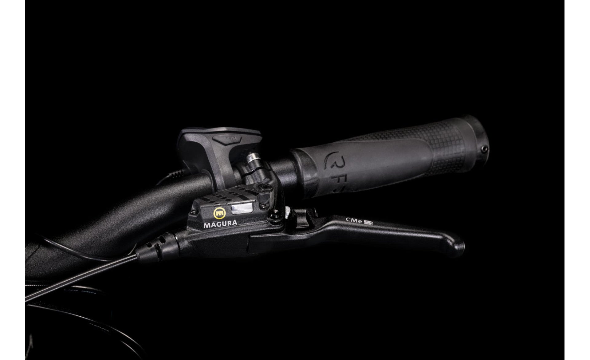 Vélo Cargo électrique - CUBE HYBRID 500 BLEU